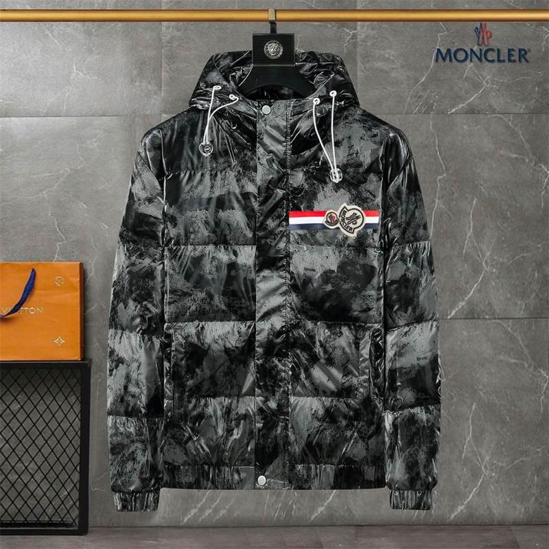 Moncler Men's Outwear 124